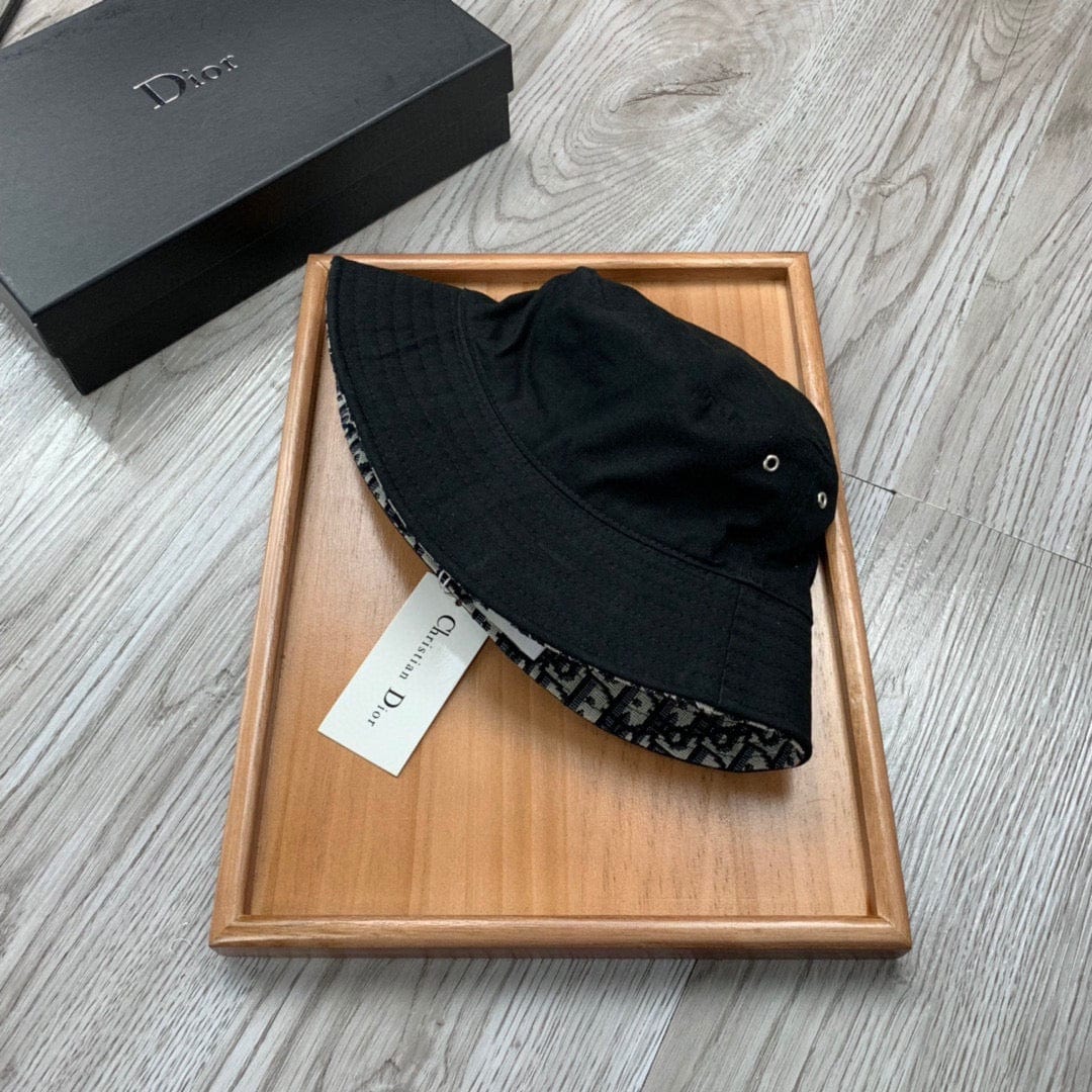 CherifCrochet Dior Reversible Faces Bucket Hat