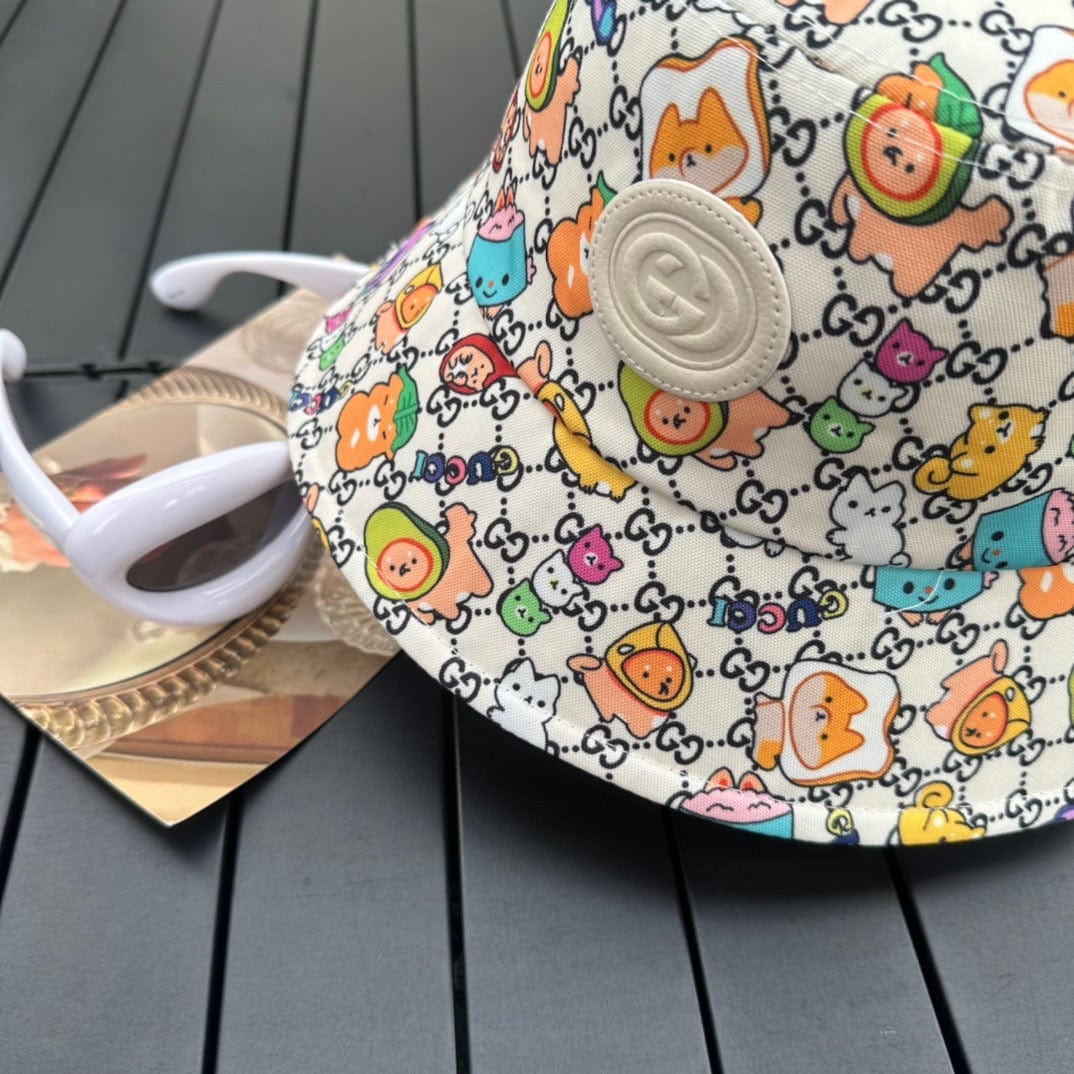 CherifCrochet Gucci Artistic Bucket Hat | Expressive and Fashion