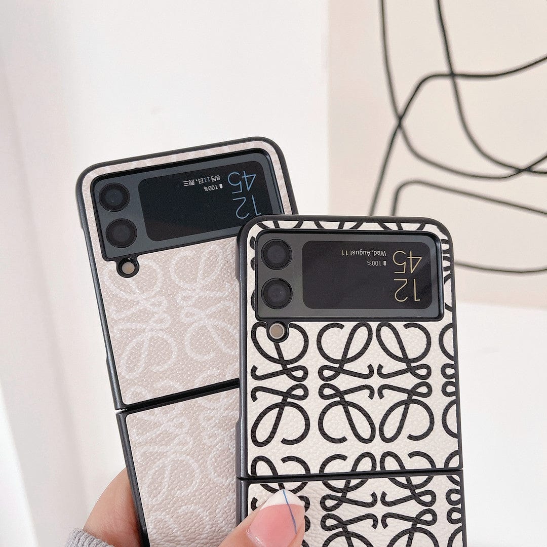CherifCrochet LOEWE Z Flip Phone Case | Superior