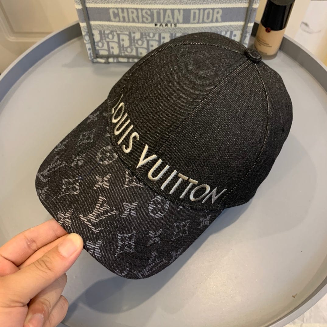 CherifCrochet Louis Vuitton Textured Black Monogram Cap