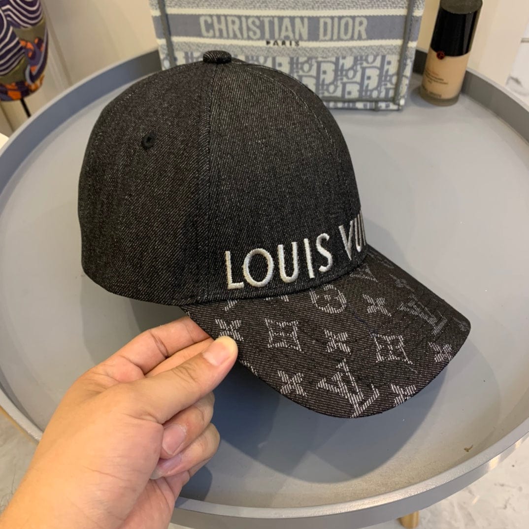 CherifCrochet Louis Vuitton Textured Black Monogram Cap
