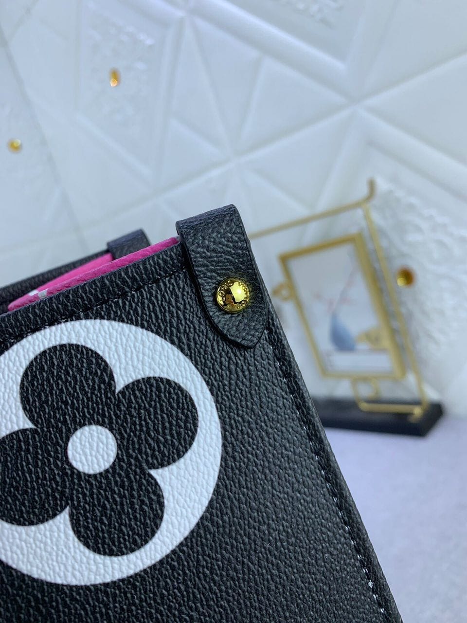 Tunde Store Colorful On-The-Go MM-GM Louis Vuitton Bag