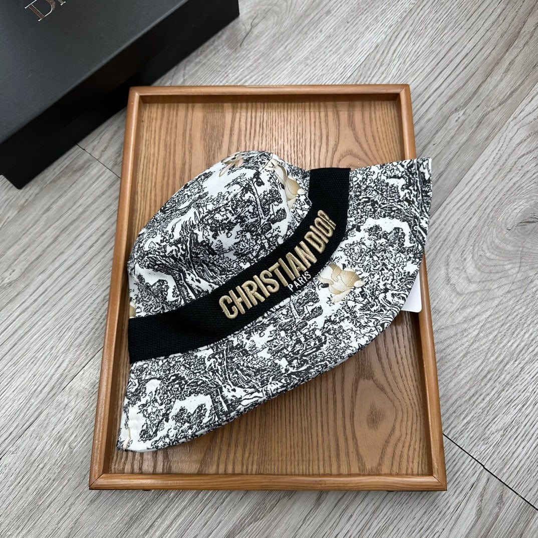 Tunde Store D-Oblique Small Brim Bucket Hat
