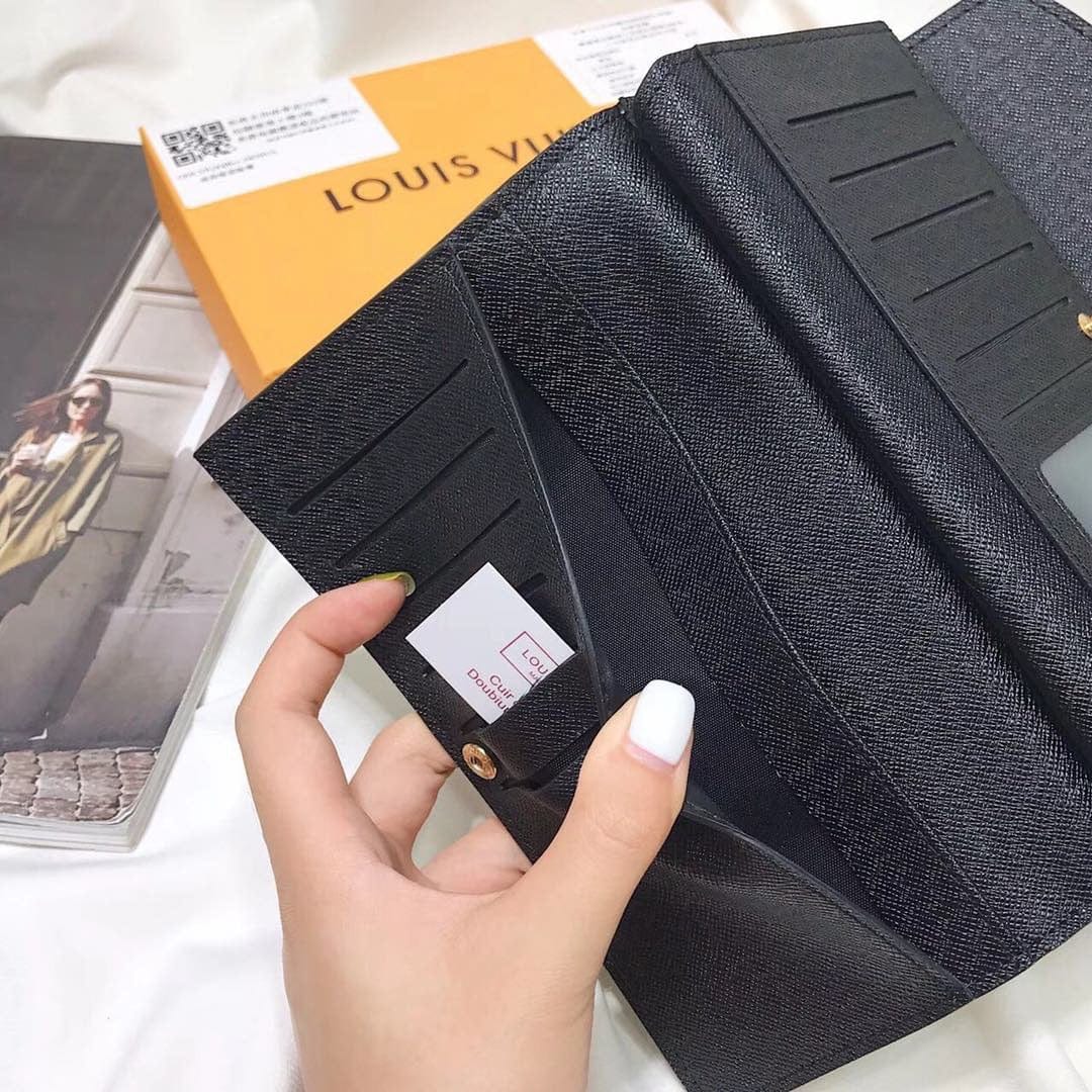 Tunde Store Damier Azur Louis Vuitton Wallet