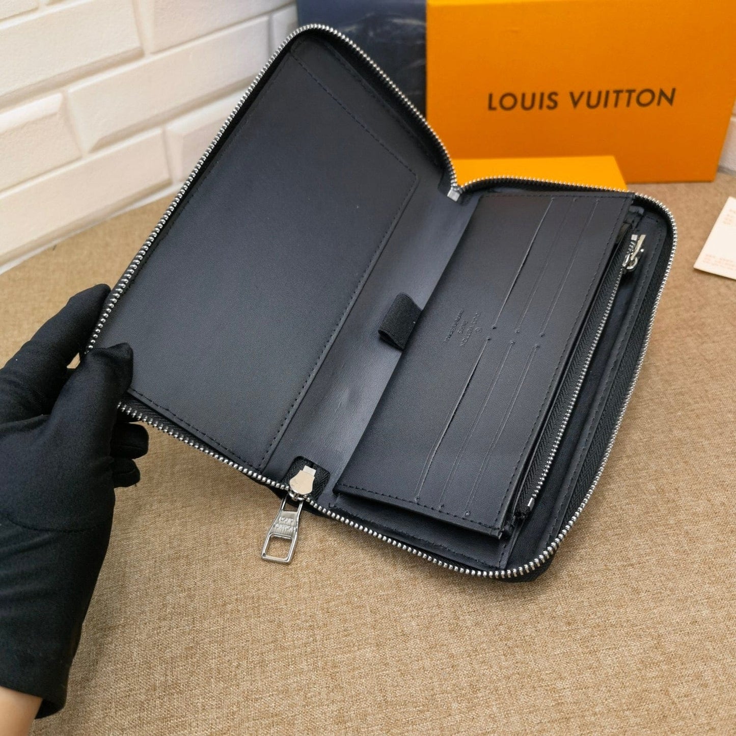 Tunde Store Damier Graphite Louis Vuitton Wallet