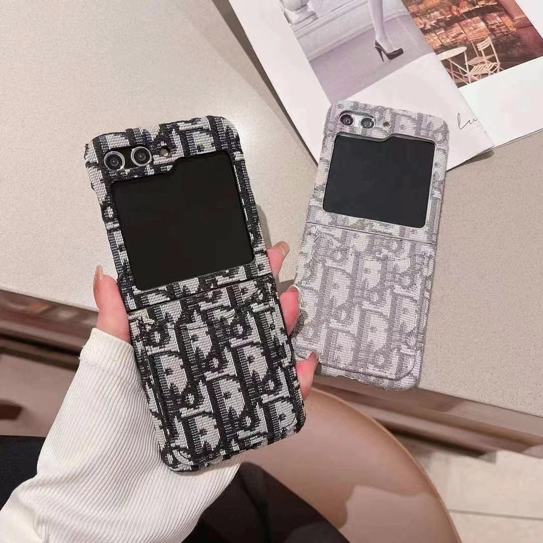 Tunde Store Dior-Inspired Samsung Z Flip Case – Available for Z Flip 3, 4, 5, and 6