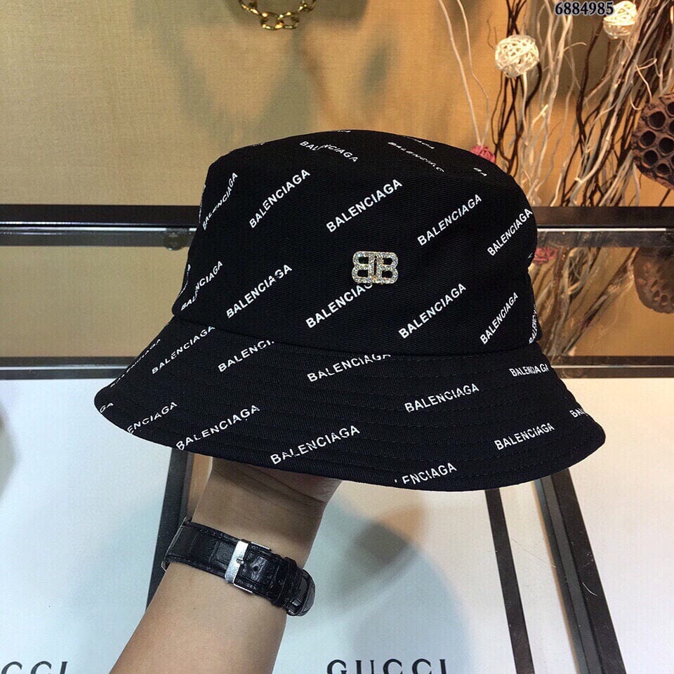 Tunde Store Fashioned BB Black Bucket Hat | BB Pattern