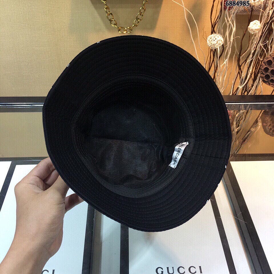 Tunde Store Fashioned BB Black Bucket Hat | BB Pattern