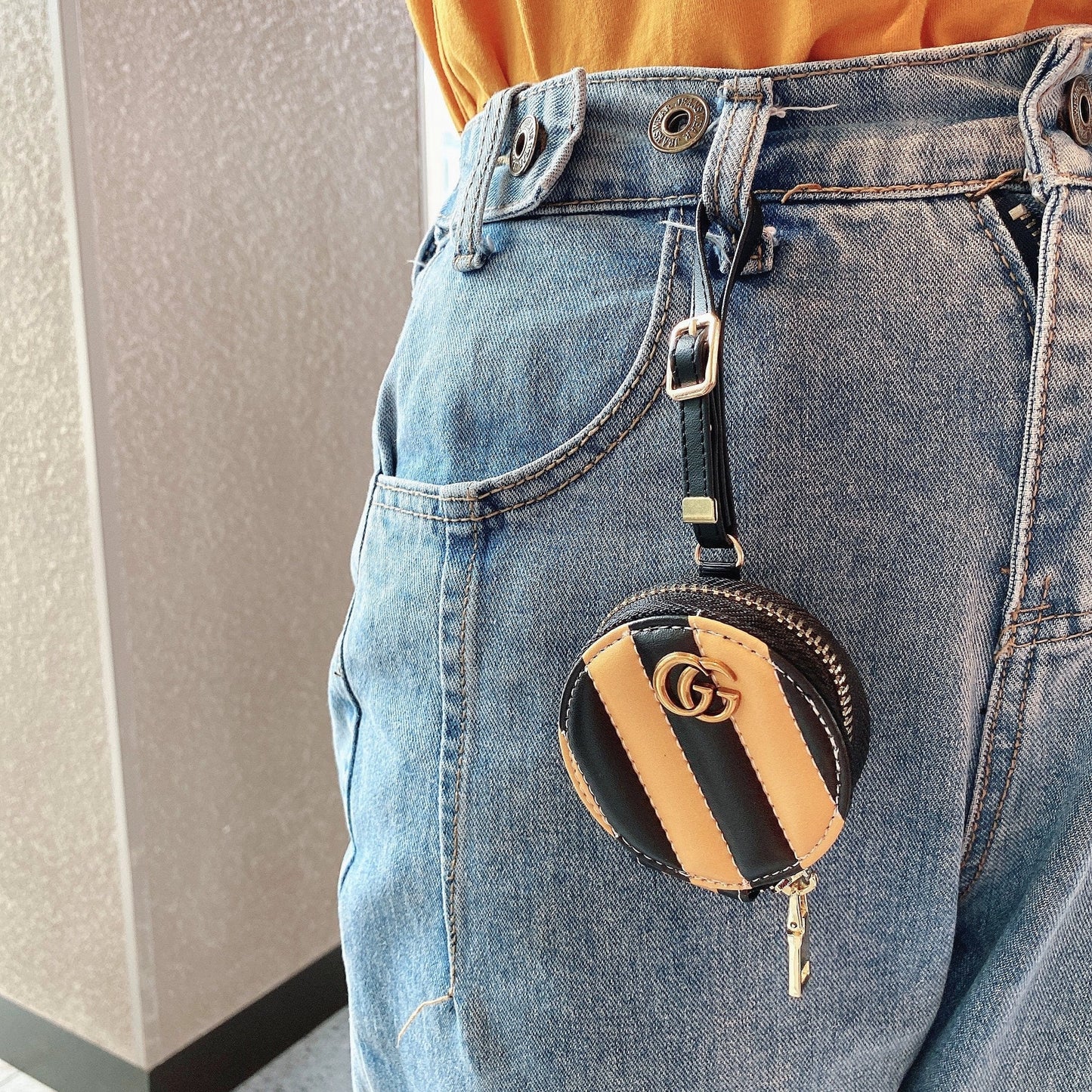 Tunde Store Gucci Airpods Pro Leather Bag