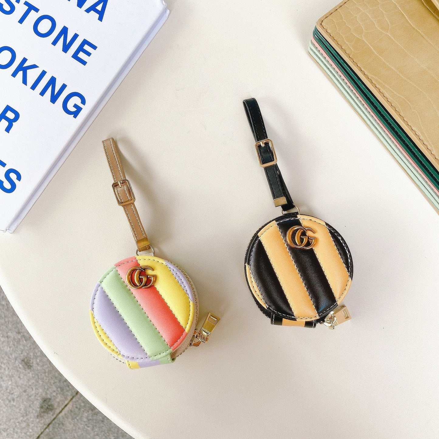 Tunde Store Gucci Airpods Pro Leather Bag
