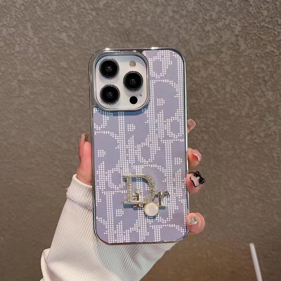 Tunde Store Gucci iPhone 15 Case | Embrace The Parisian Chic