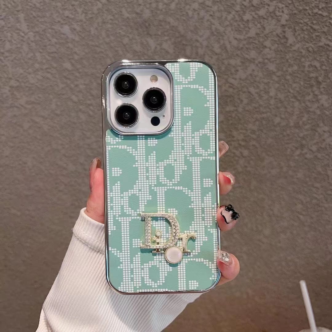 Tunde Store Gucci iPhone 15 Case | Embrace The Parisian Chic