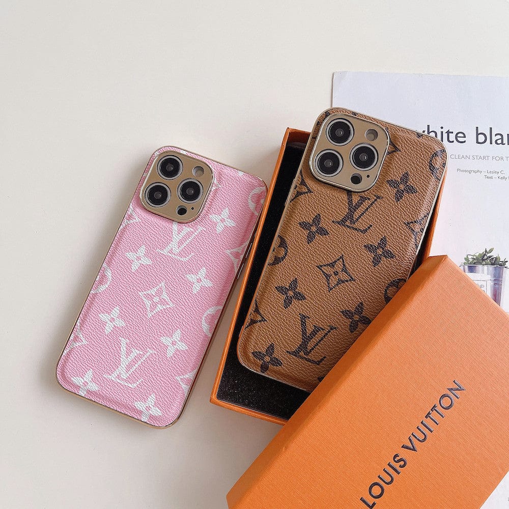 Tunde Store Iconic Louis Vuitton iPhone Cases - Timeless Luxury for iPhone 11, 12, 13, and 14 Pro Max