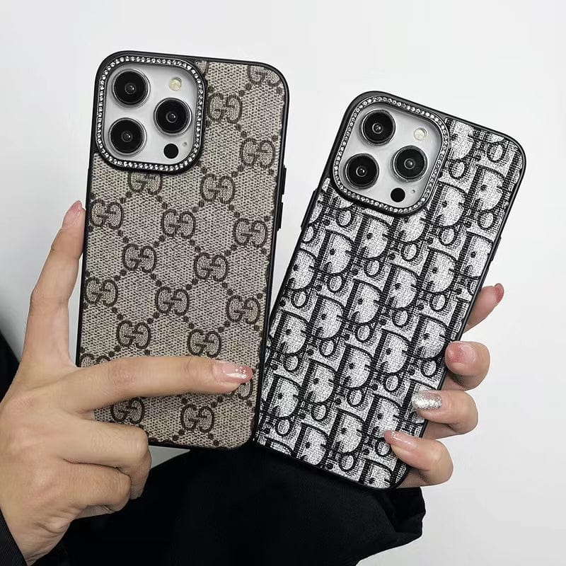 Tunde Store iPhone 16 Gucci Leather Covers
