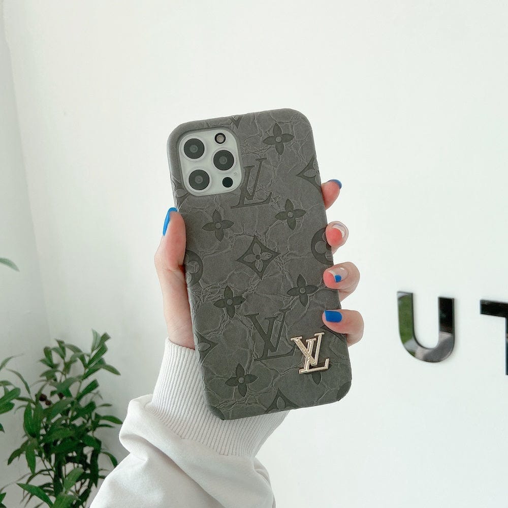 Tunde Store Leather Louis Vuitton iPhone 15 Cases