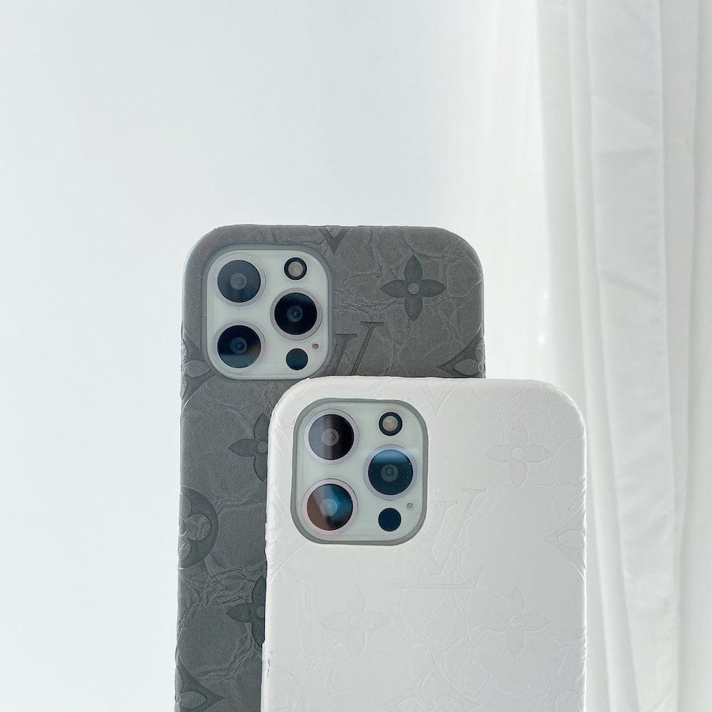 Tunde Store Leather Louis Vuitton iPhone 15 Cases