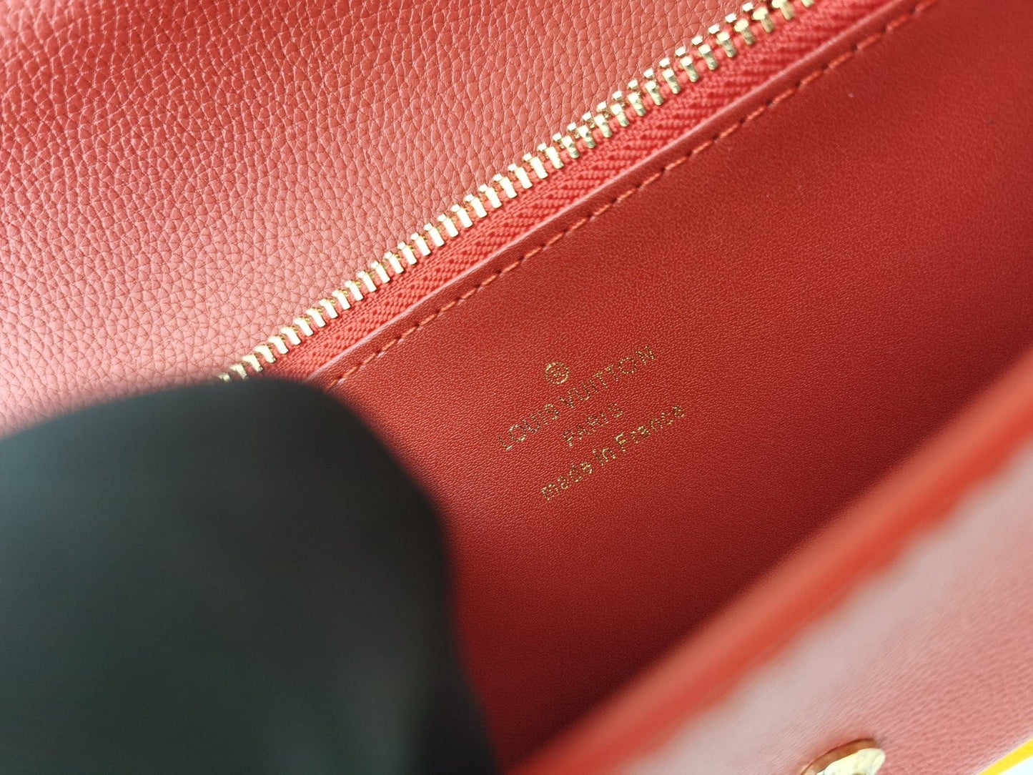 Tunde Store Leather Louis Vuitton Magnolia Wallet
