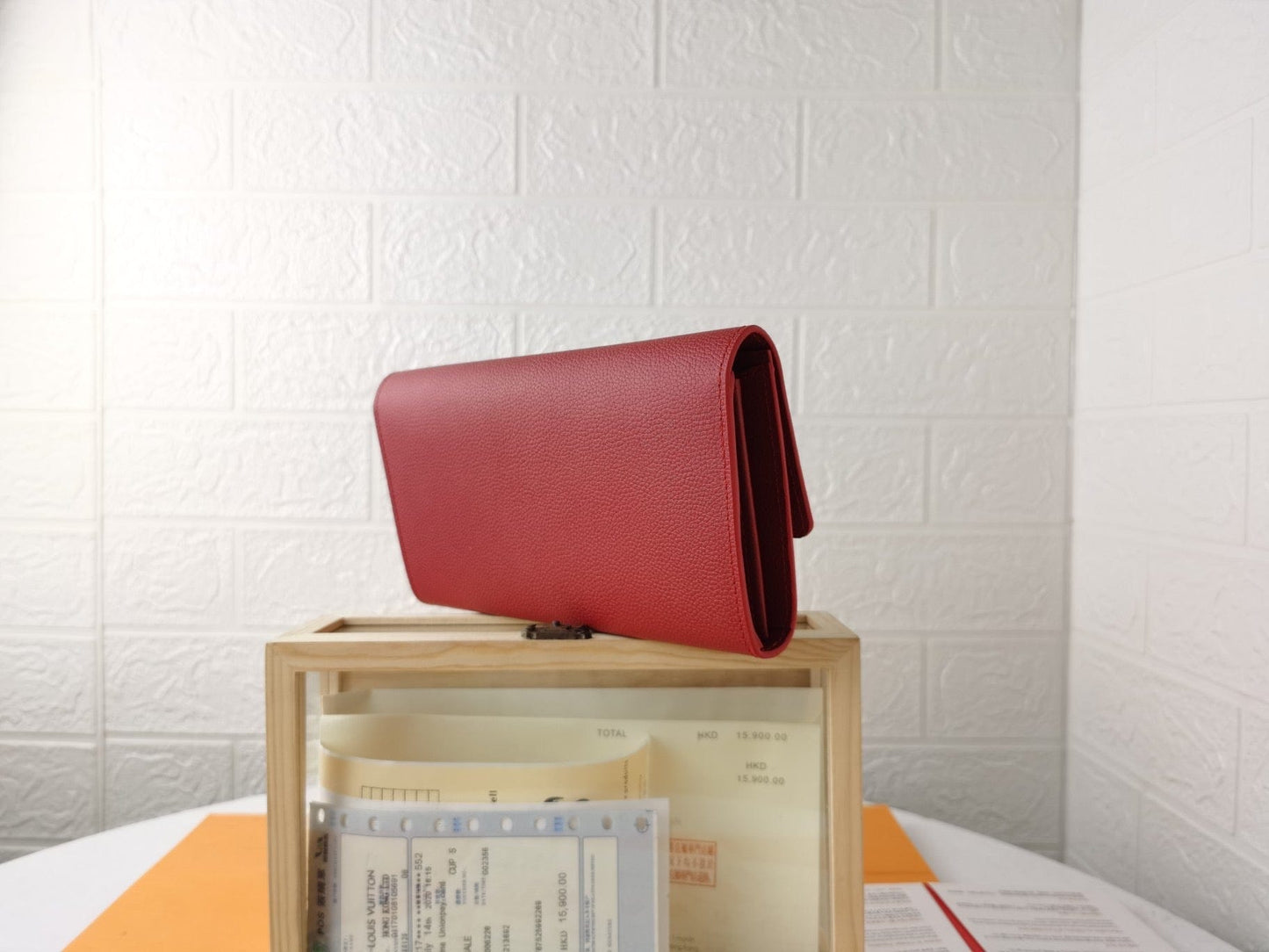 Tunde Store Leather Louis Vuitton Magnolia Wallet
