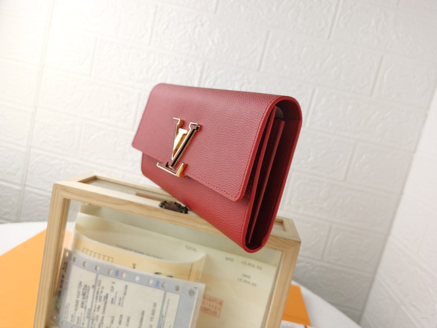 Tunde Store Leather Louis Vuitton Magnolia Wallet
