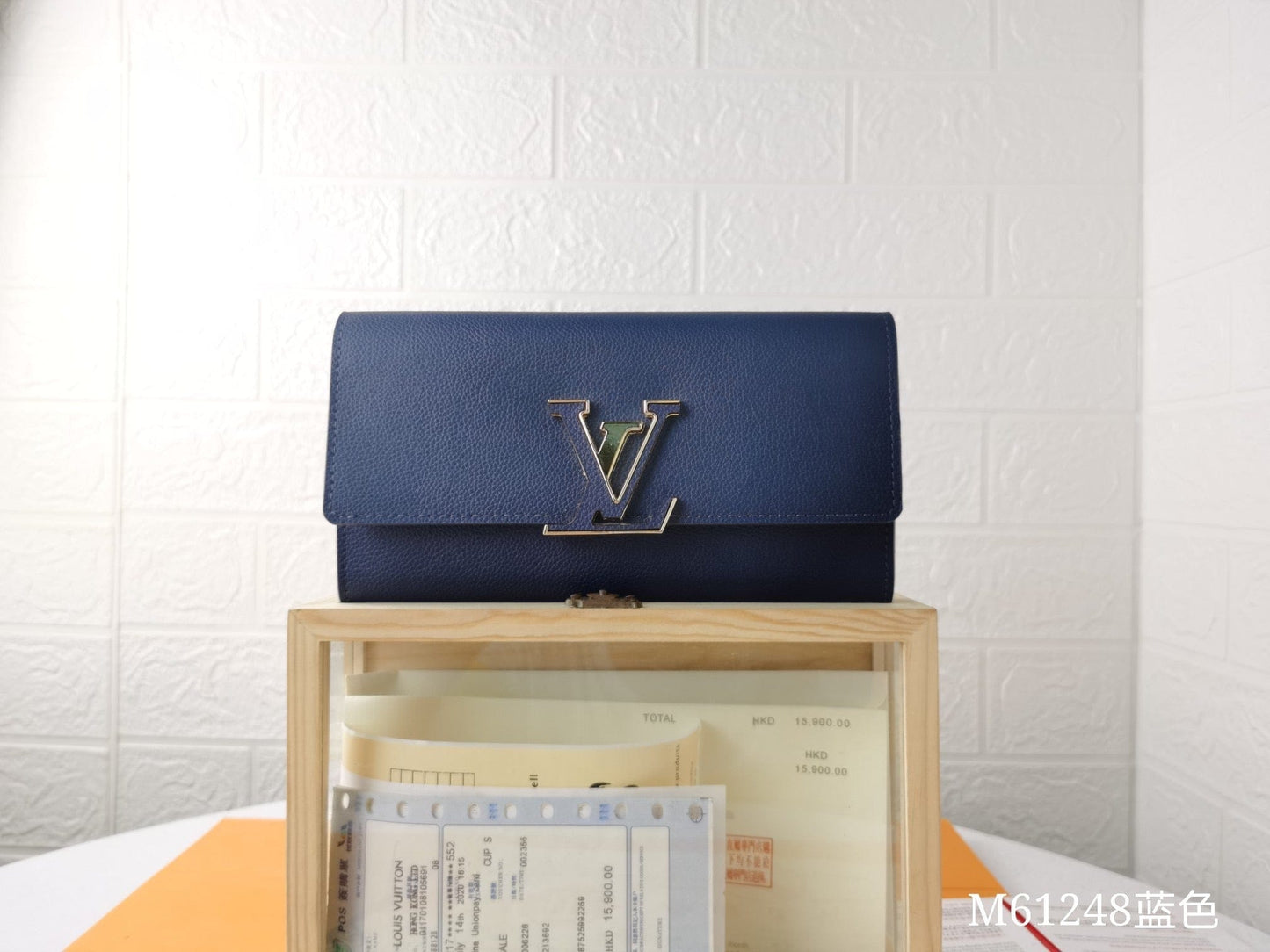 Tunde Store Leather Louis Vuitton Magnolia Wallet