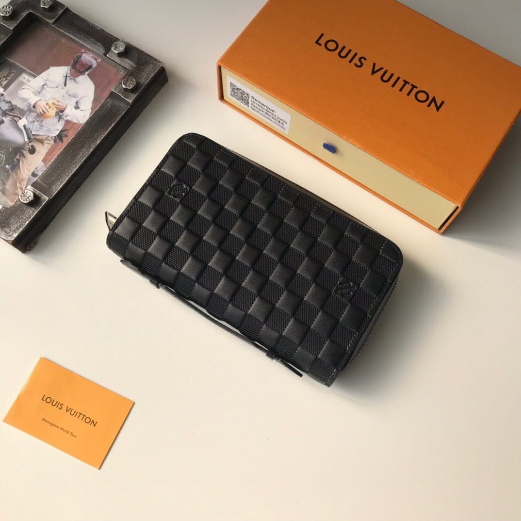 Tunde Store Leather Louis Vuitton Monogram Wallet