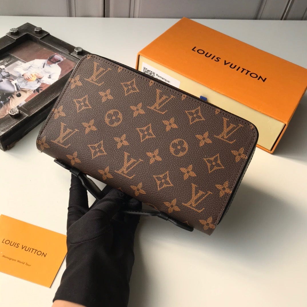 Tunde Store Leather Louis Vuitton Monogram Wallet