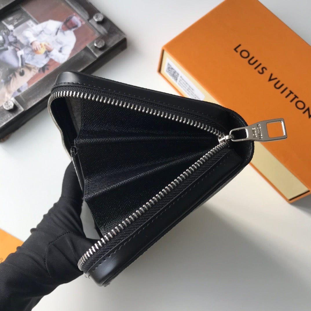 Tunde Store Leather Louis Vuitton Monogram Wallet