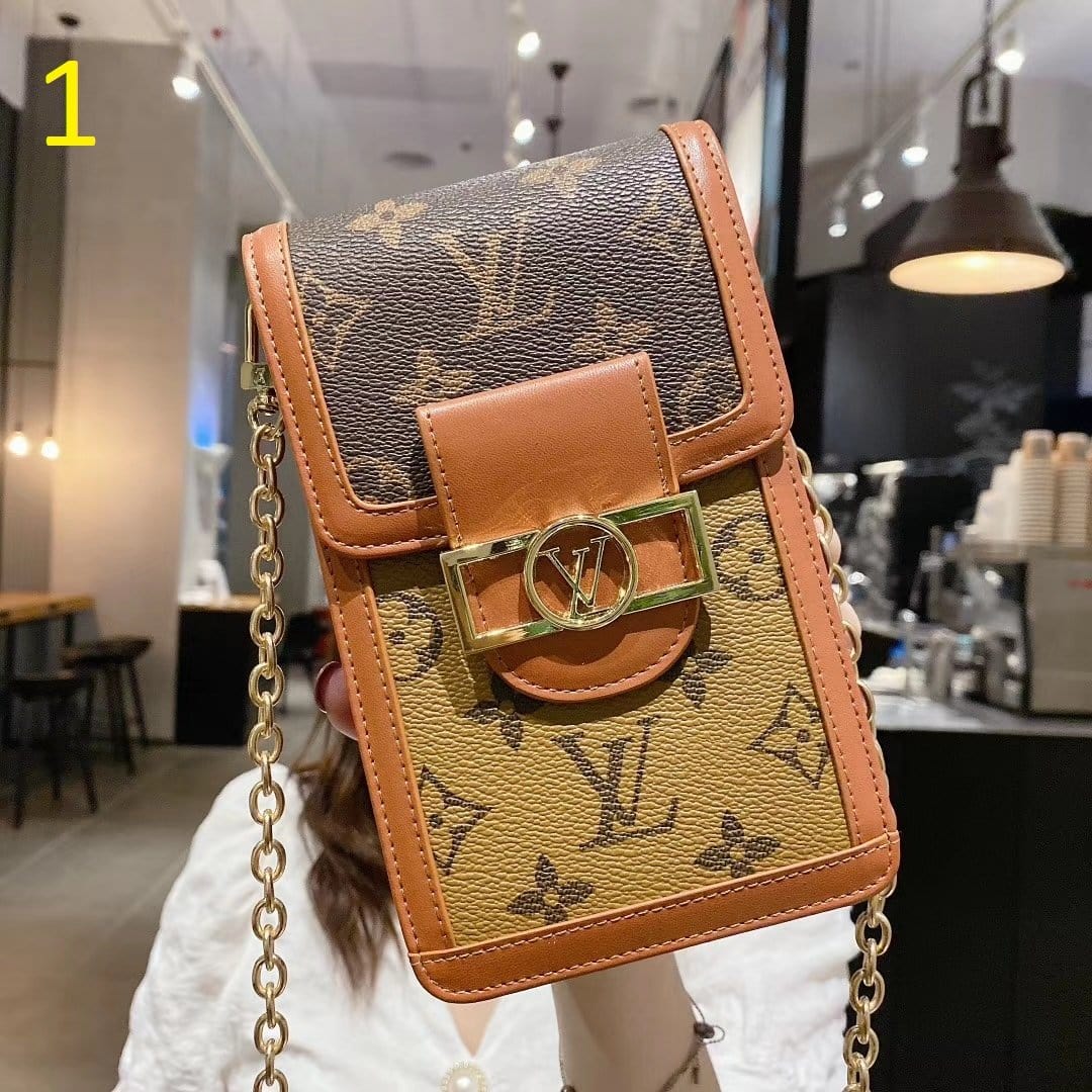 Tunde Store Leather Louis Vuitton Phone Bag (Phone Pouch)