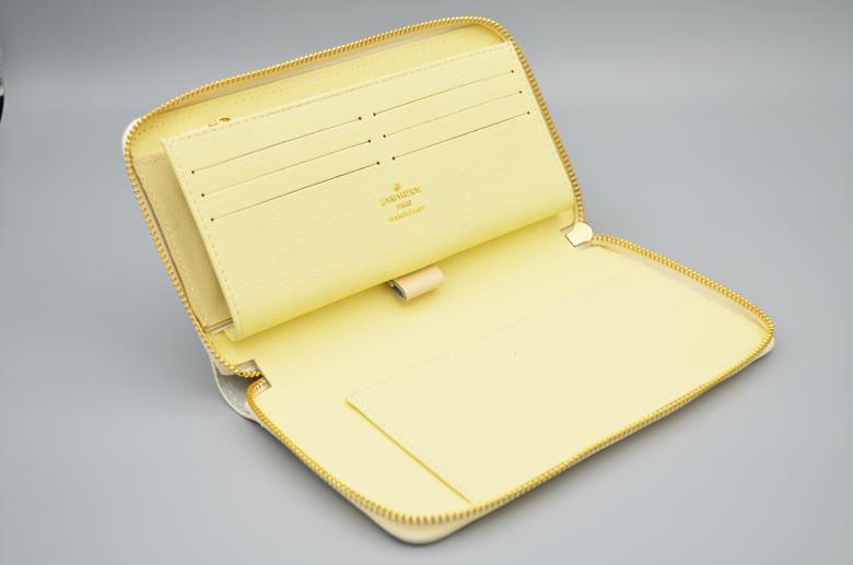 Tunde Store Leather Louis Vuitton Wallet