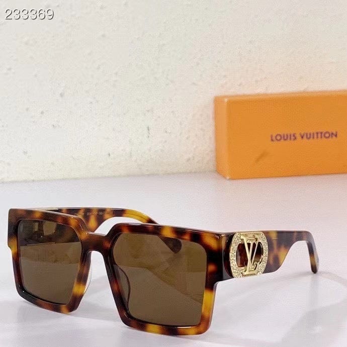 Tunde Store Link Square Sunglasses for Women