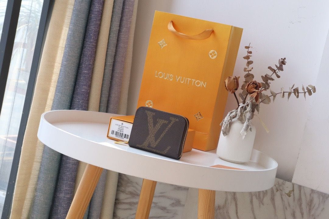 Tunde Store Louis Vuitton Brown Monogram Purse | Leather Wallet for Women