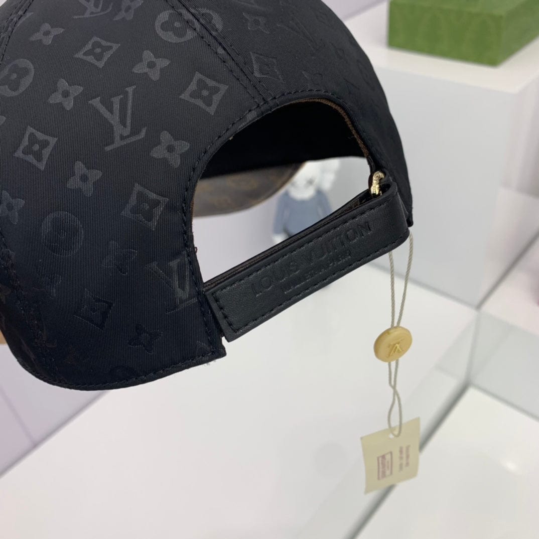 Tunde Store Louis Vuitton Contrast Monogram Cap
