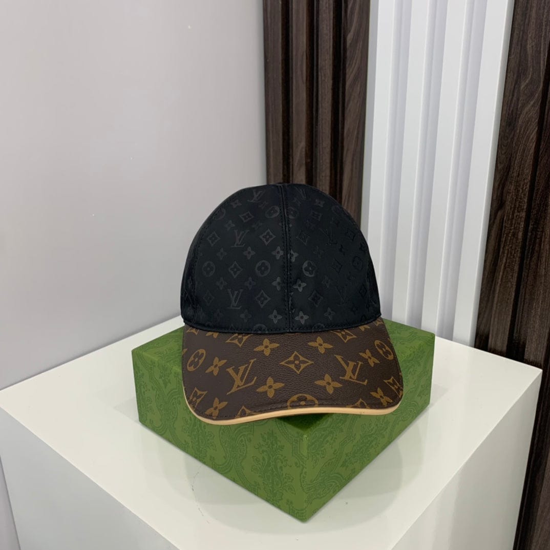 Tunde Store Louis Vuitton Contrast Monogram Cap