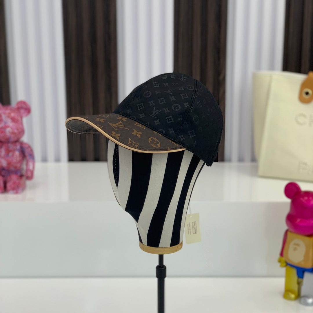 Tunde Store Louis Vuitton Contrast Monogram Cap