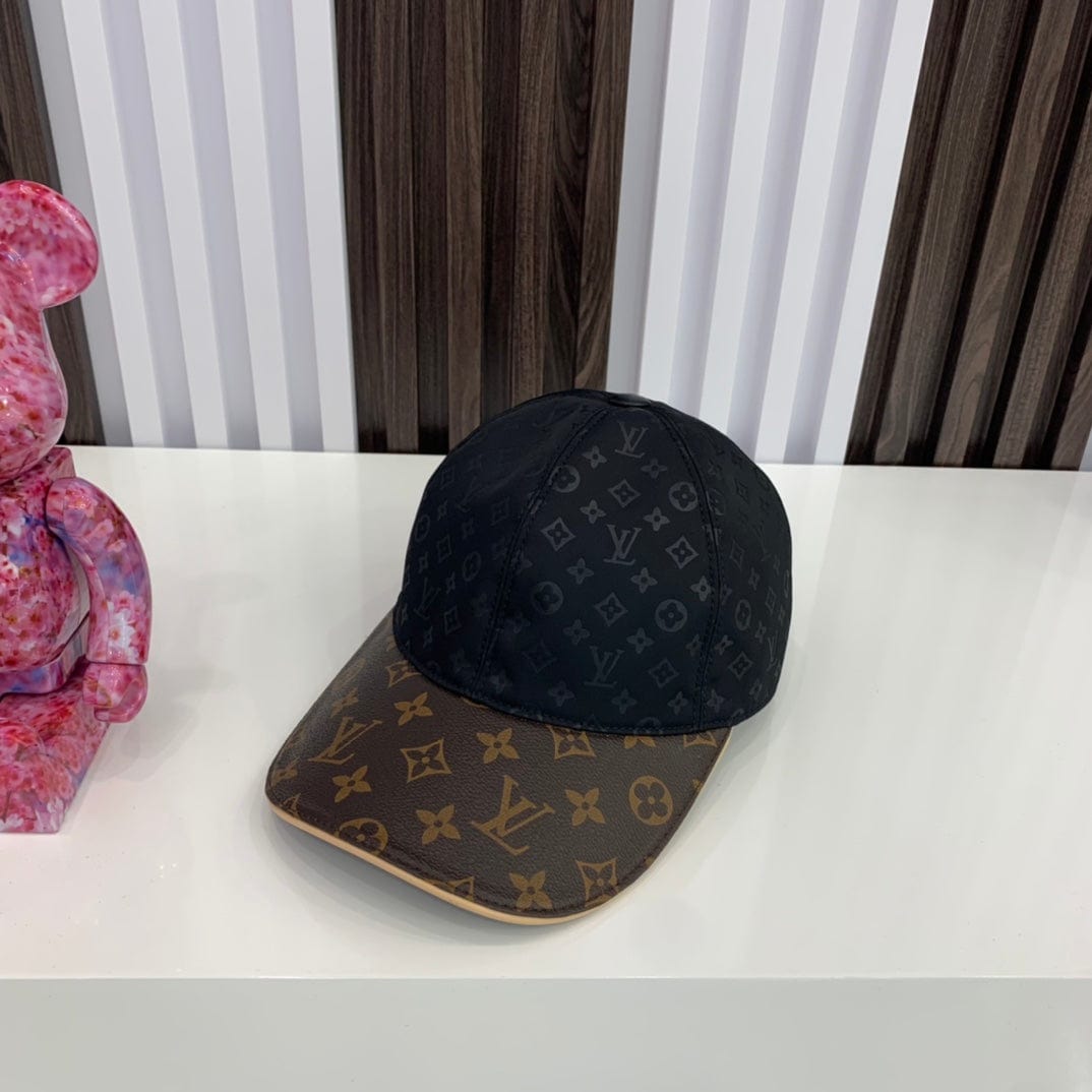 Tunde Store Louis Vuitton Contrast Monogram Cap