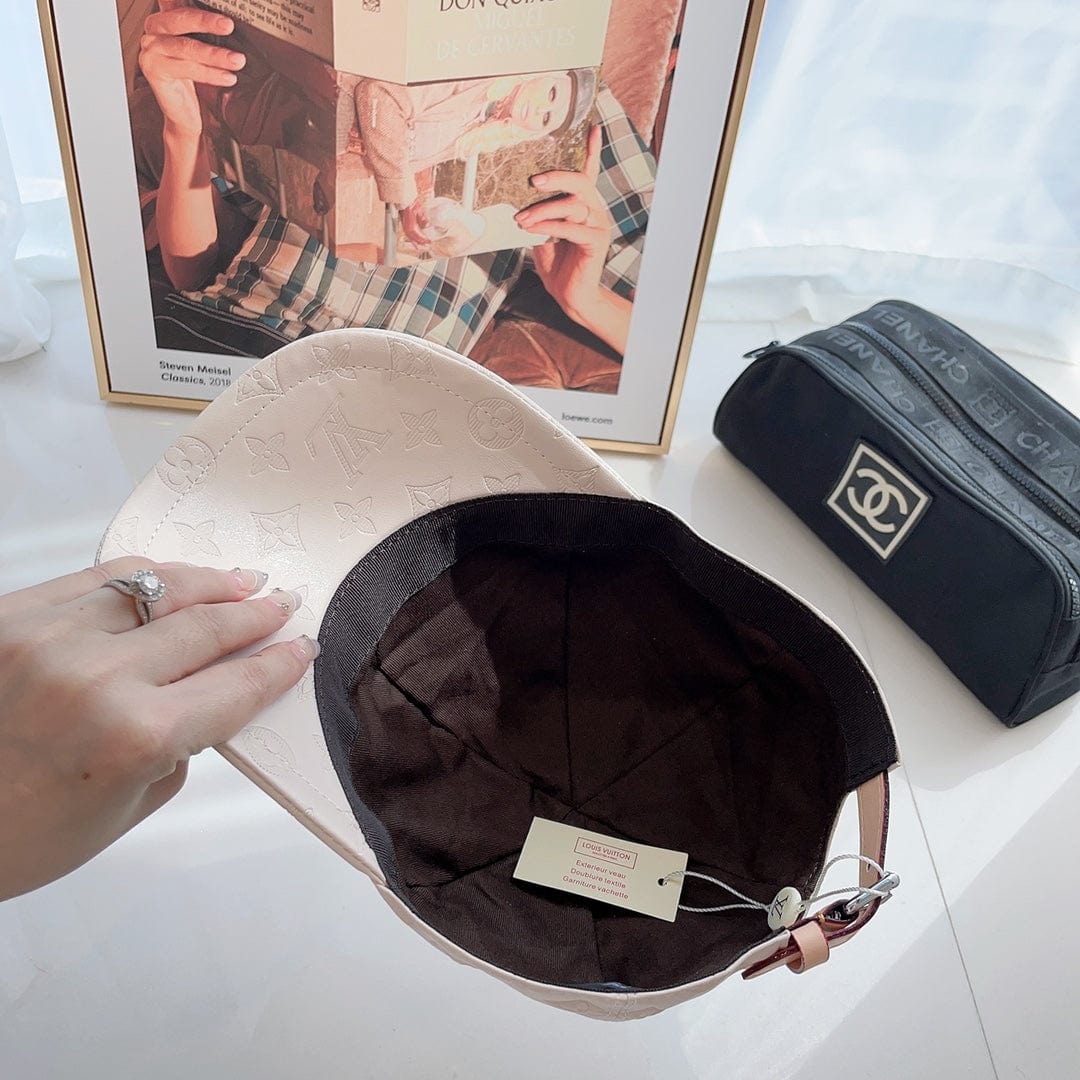 Tunde Store Louis Vuitton Elegant Off-White Monogram Cap