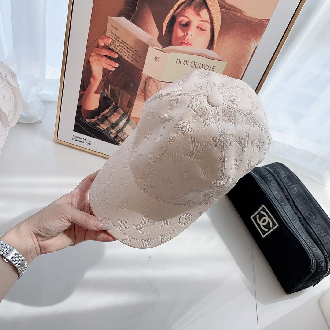Tunde Store Louis Vuitton Elegant Off-White Monogram Cap