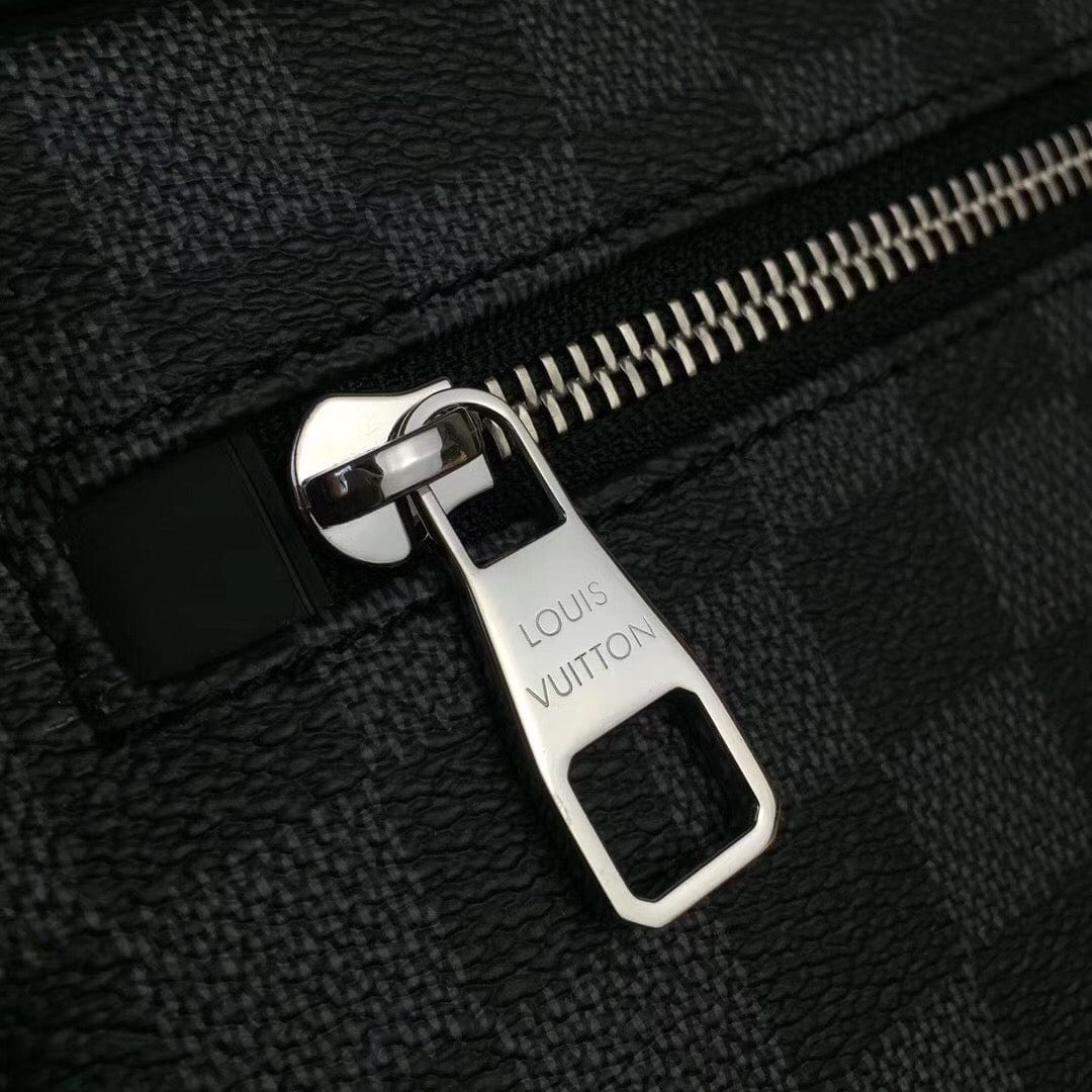 Tunde Store Louis Vuitton Essential Crossbody Bag
