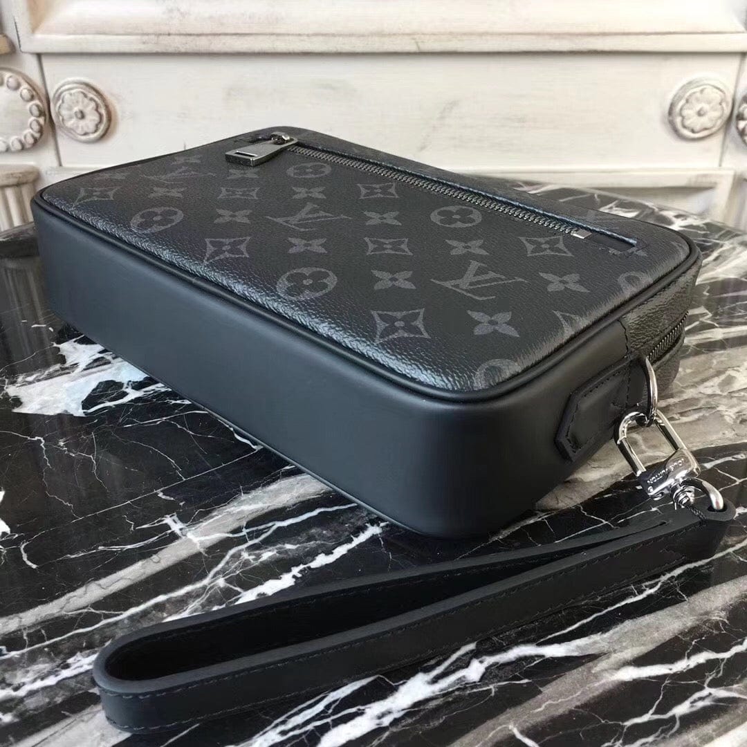 Tunde Store Louis Vuitton Essential Crossbody Bag