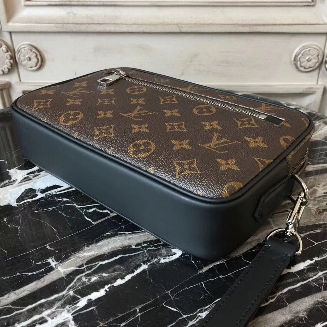 Tunde Store Louis Vuitton Essential Crossbody Bag