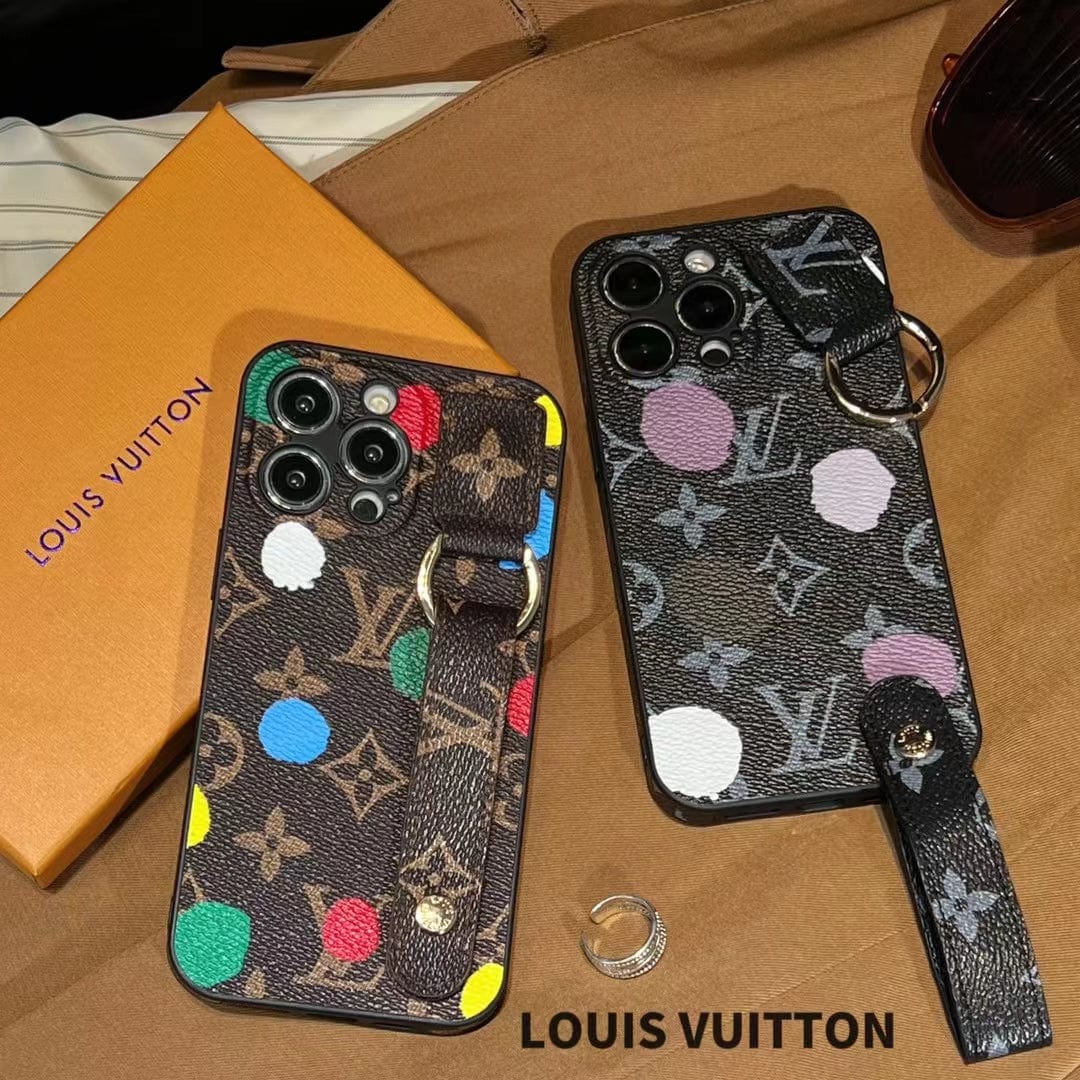 Tunde Store Louis Vuitton iPhone Cover with Handle | iPhone 12 to iPhone 15