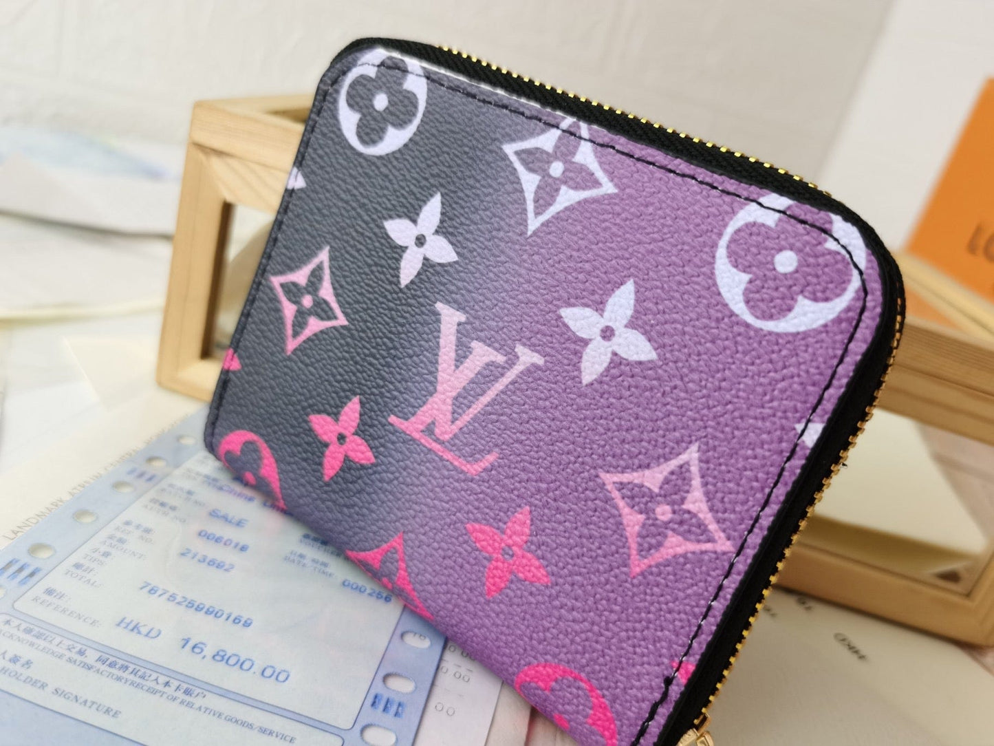 Tunde Store Louis Vuitton Leather Wallet With Zipper