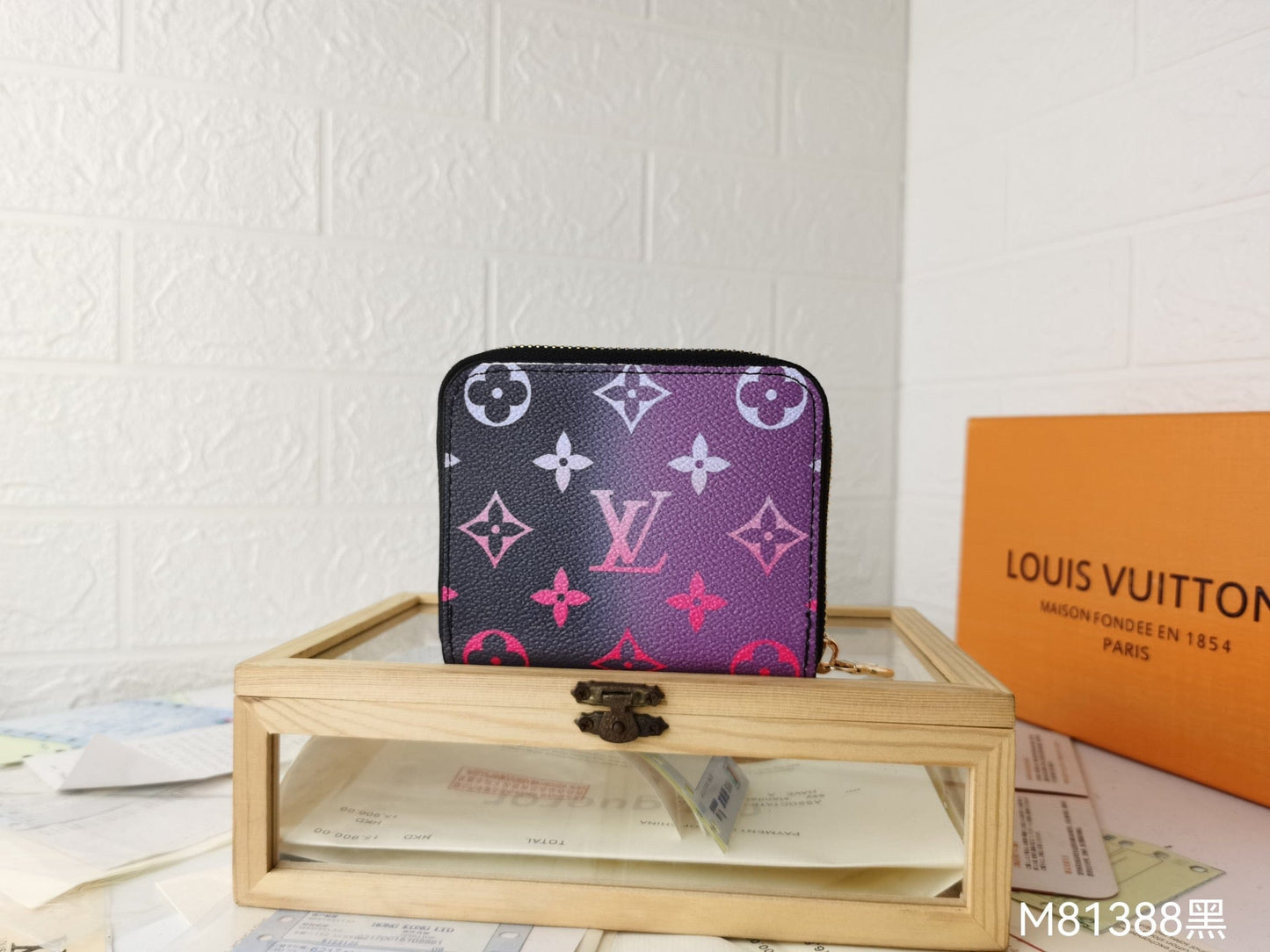 Tunde Store Louis Vuitton Leather Wallet With Zipper