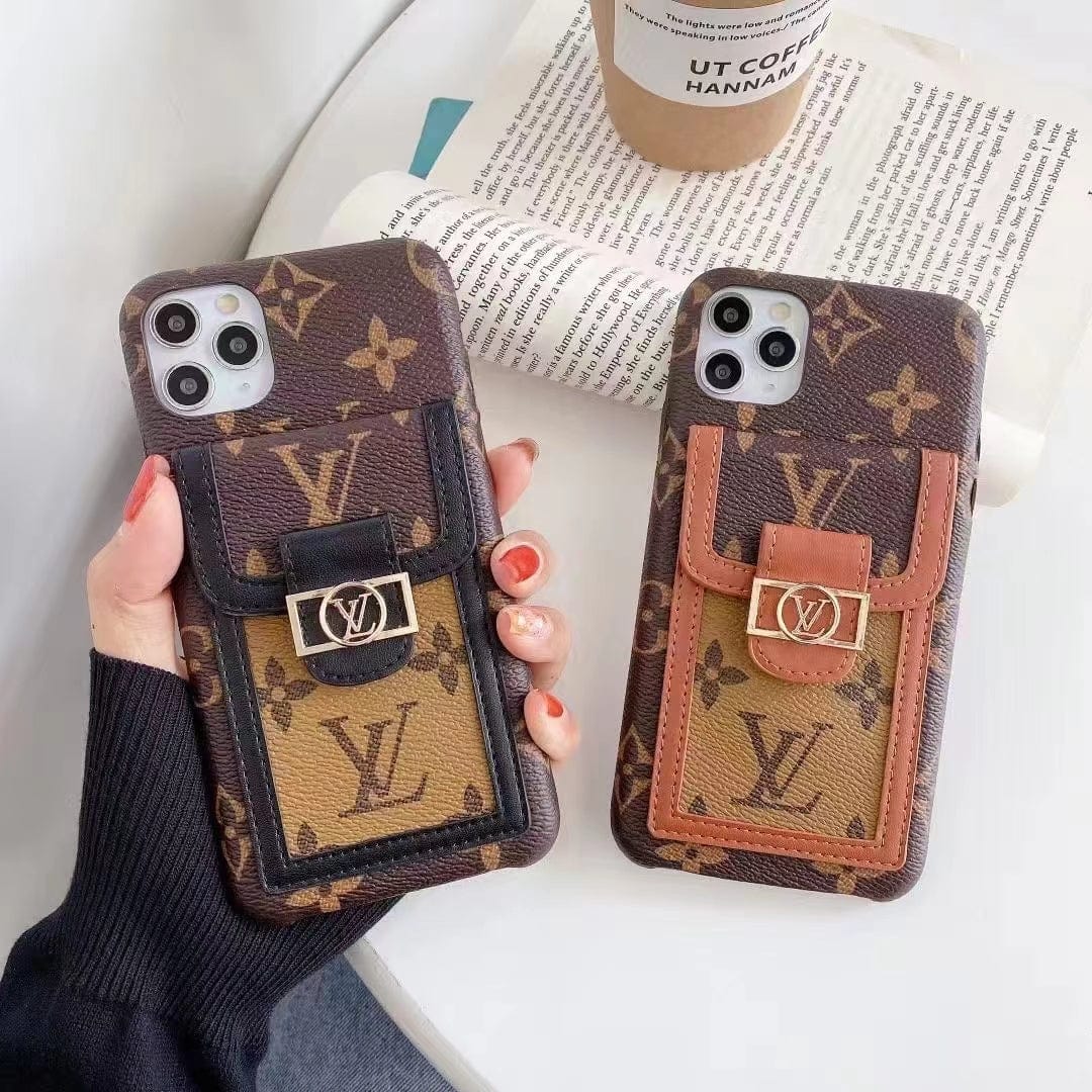 Tunde Store Louis Vuitton Luxury iPhone 15 Wallet Case: A Touch of Refined Elegance