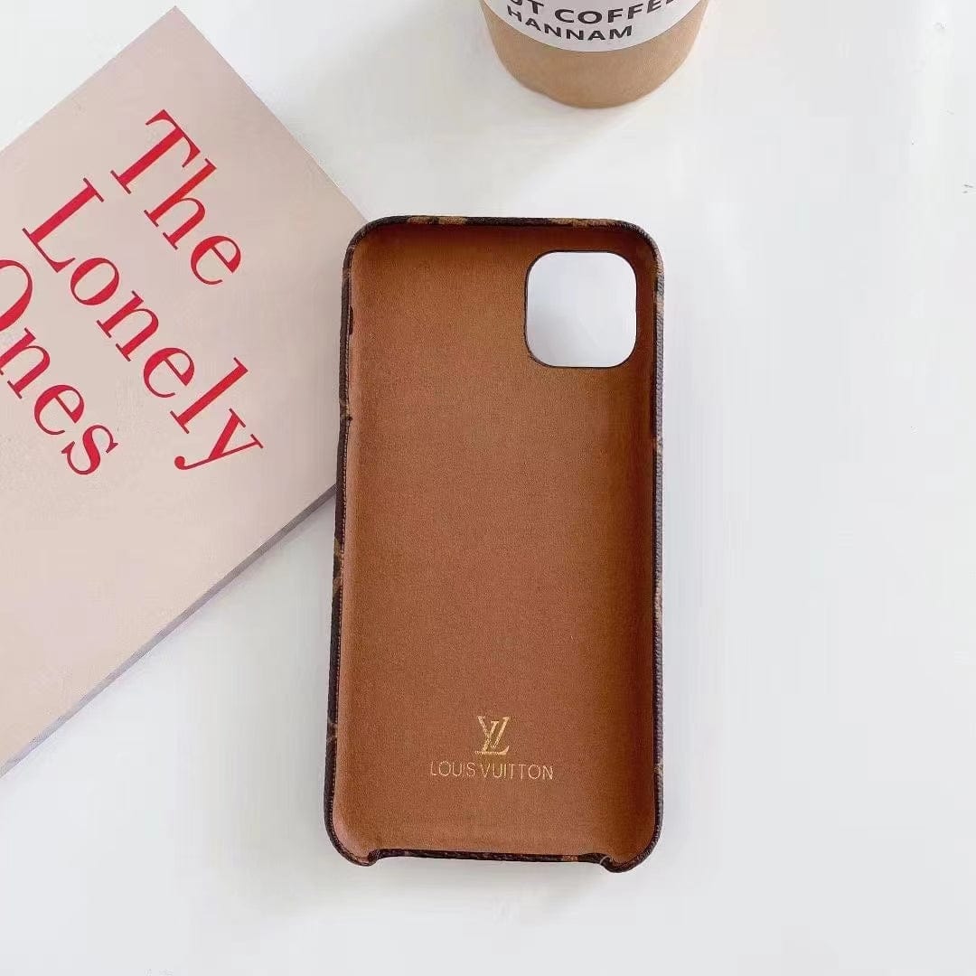 Tunde Store Louis Vuitton Luxury iPhone 15 Wallet Case: A Touch of Refined Elegance