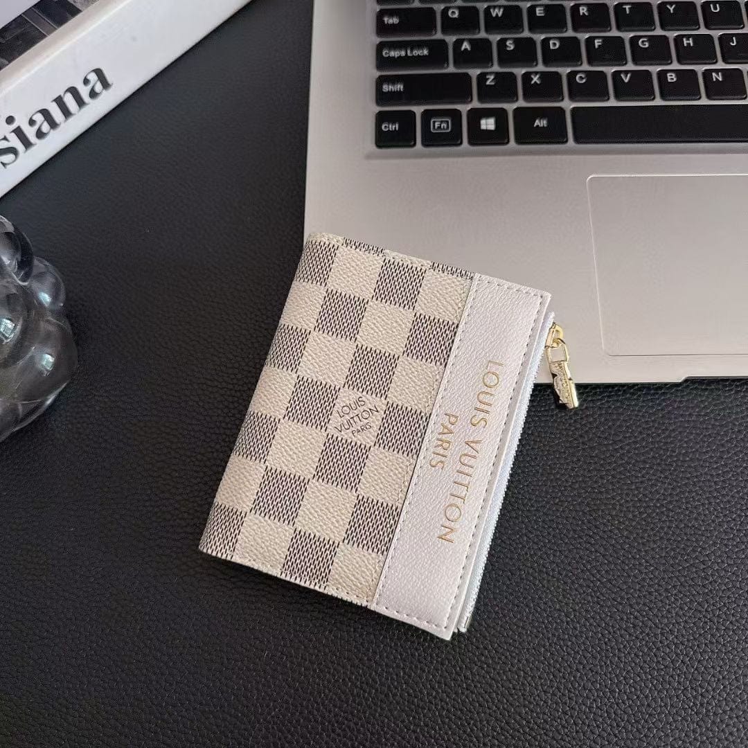 Tunde Store Louis Vuitton Monogram Bifold Zip Wallet – Compact & Stylish