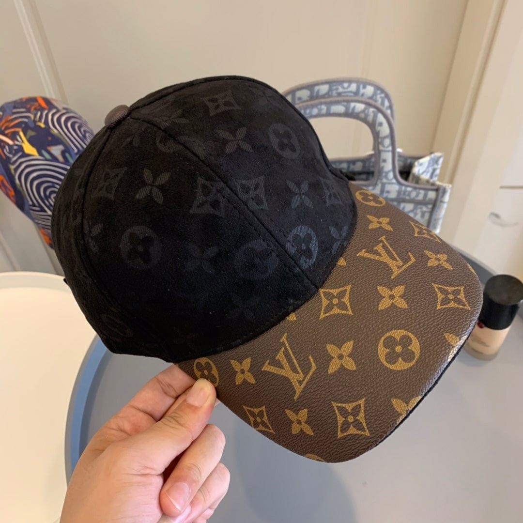 Tunde Store Louis Vuitton Monogram Black Suede & Brown Leather Cap