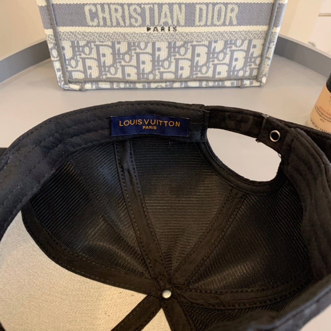 Tunde Store Louis Vuitton Monogram Black Suede & Brown Leather Cap