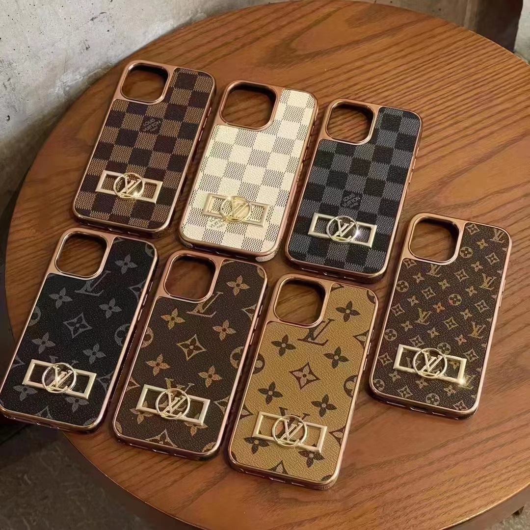 Tunde Store Louis Vuitton Monogram iPhone 15 Case with Golden Louis Vuitton Inlay