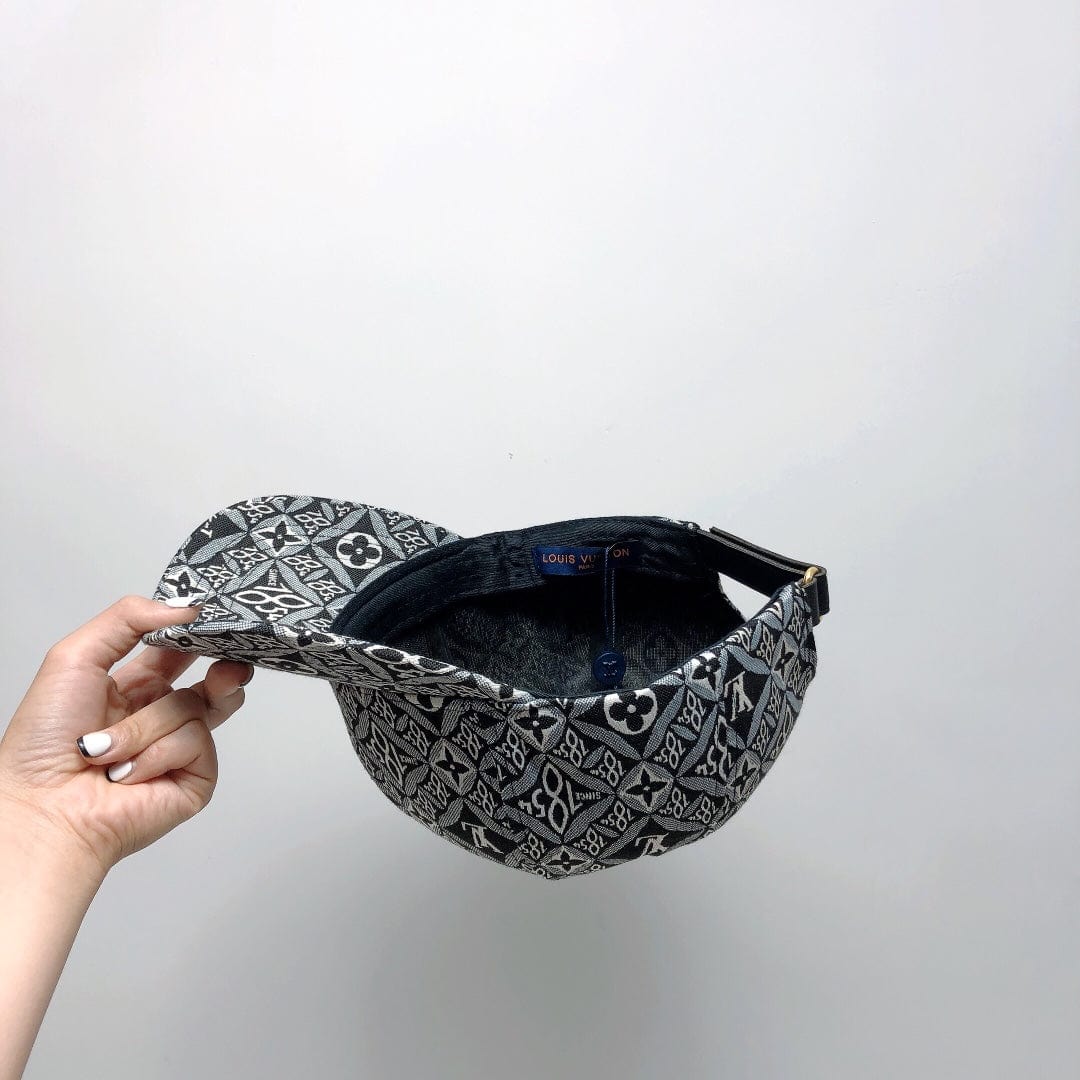 Tunde Store Louis Vuitton Signature Monogram Cap in Black and White